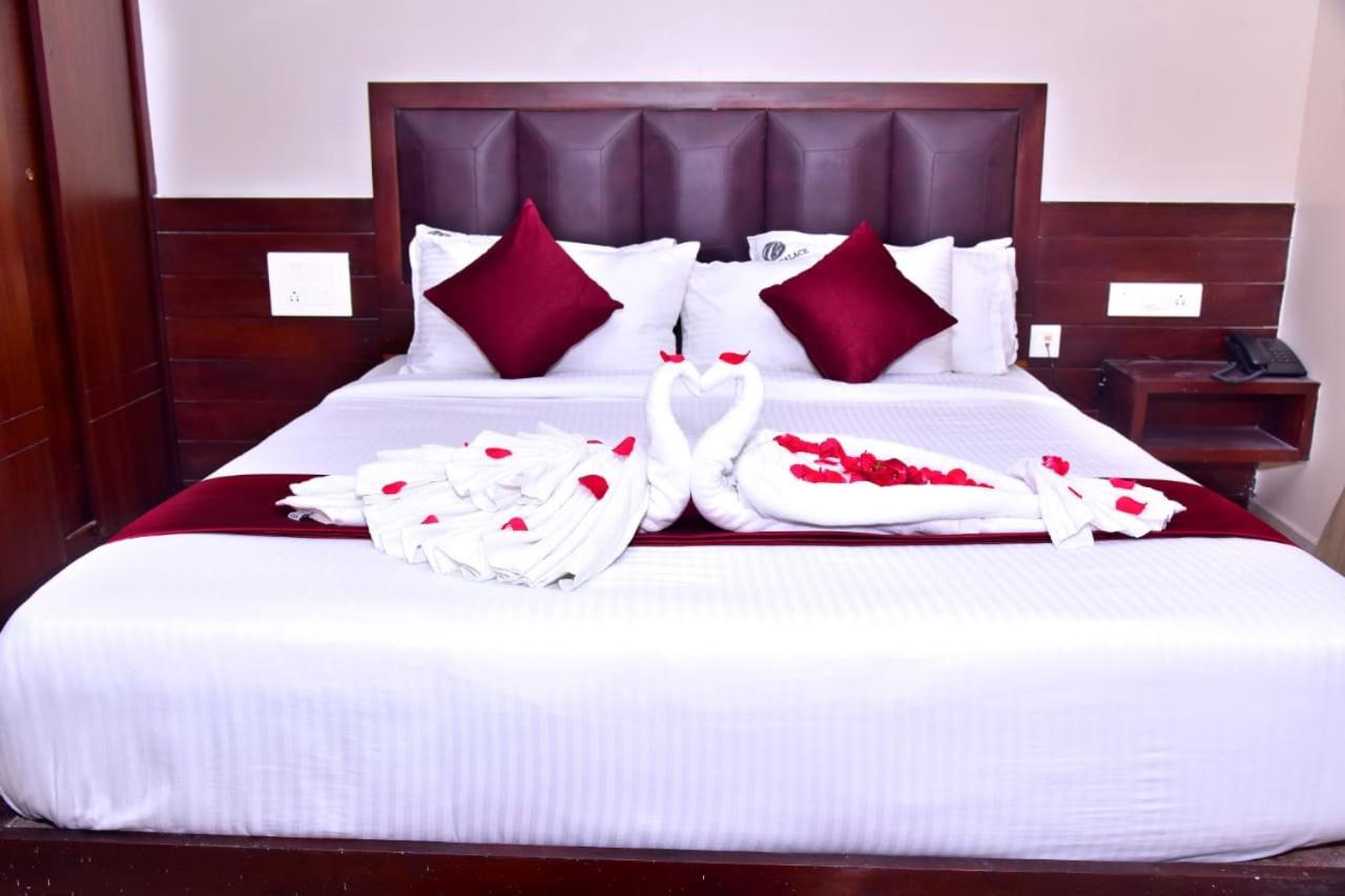 Hotel Coorg Palace Madikeri Exterior photo